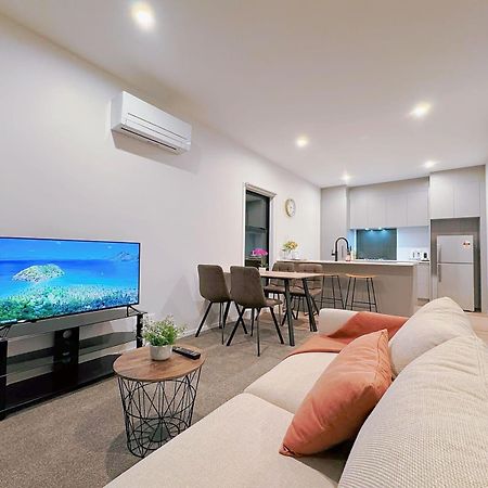 Modern & Stylish 3 Bedroom At Lowerhutt Лоуър Хът Екстериор снимка