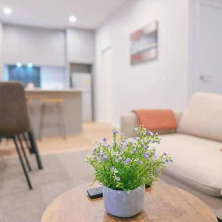 Modern & Stylish 3 Bedroom At Lowerhutt Лоуър Хът Екстериор снимка